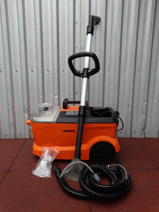 Profesjonalny odkurzacz piorący Karcher PUZZI 10/1 * 2 ssawki