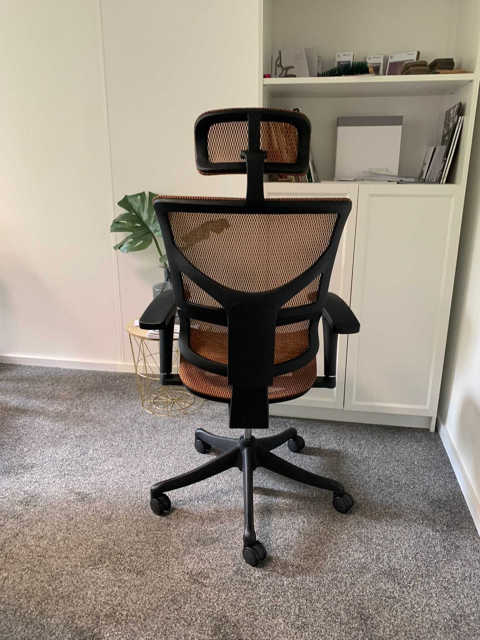 Foetel ergonomiczny - wyprzedaż modeli z ekspozycji!