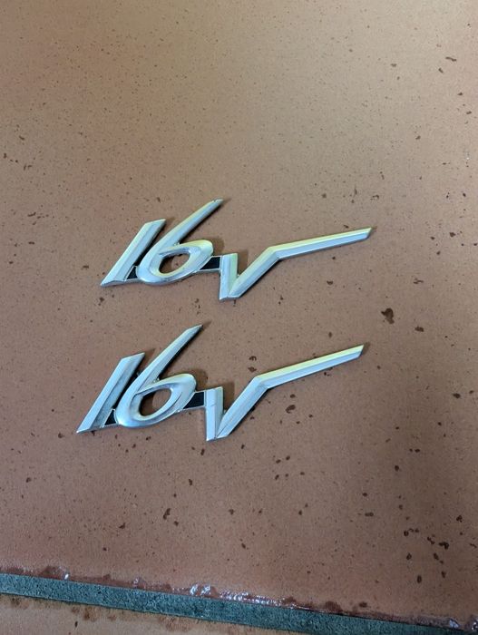 Letras "16 V "para Saxo CUP