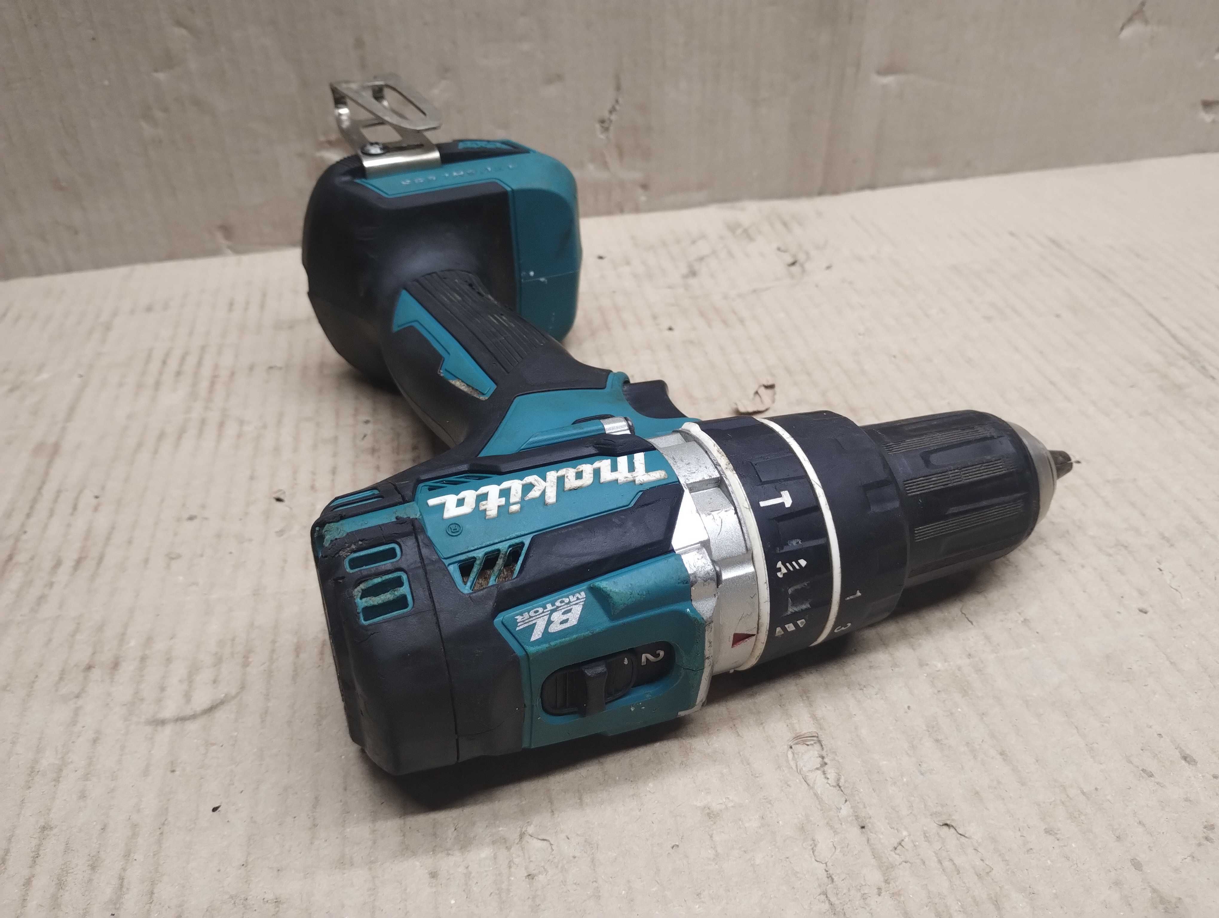 Wiertarko-wkrętarka udarowa Makita DHP484 z 2022 roku