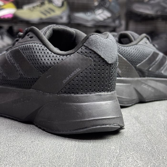 ОРИГІНАЛ 100% Кросівки чорні адідас Adidas IF7870/39 р