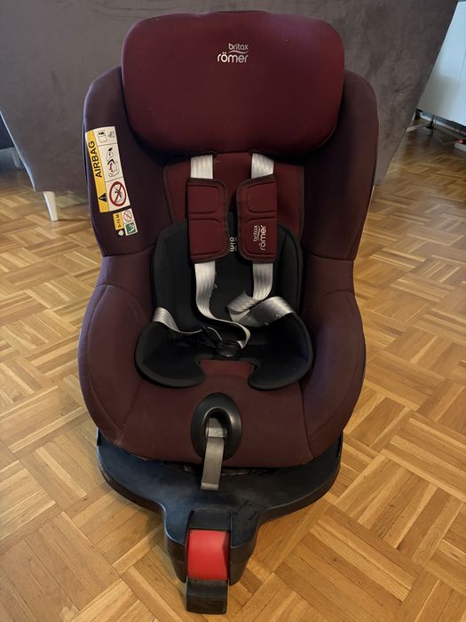 Fotelik britax romer dualfix m i size