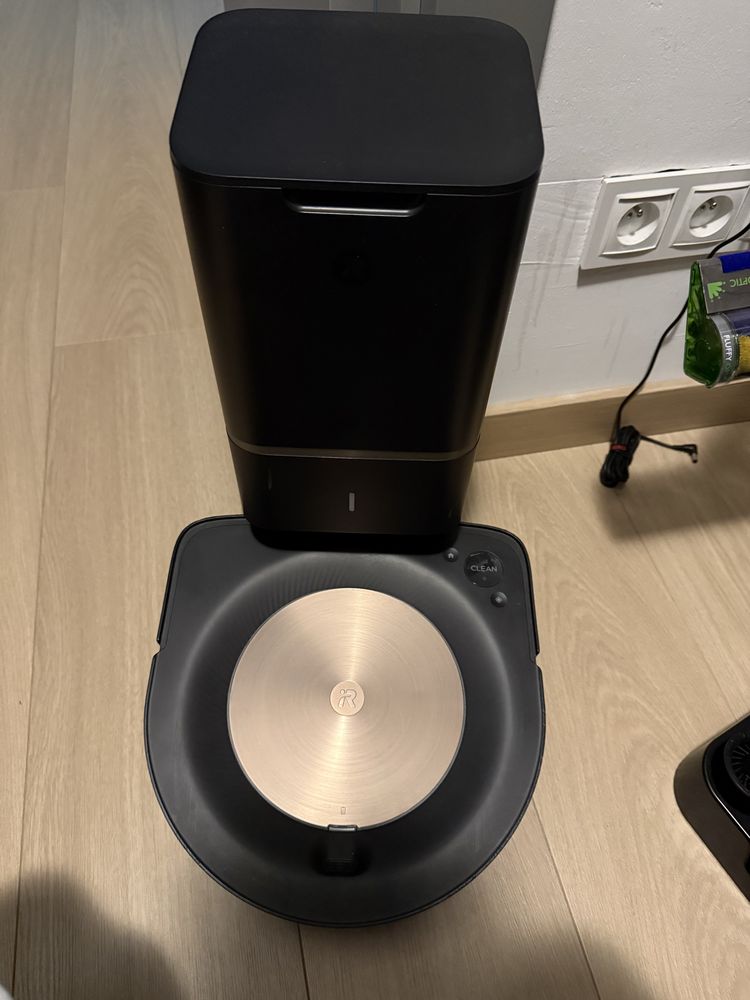 iRobot Roomba s9+