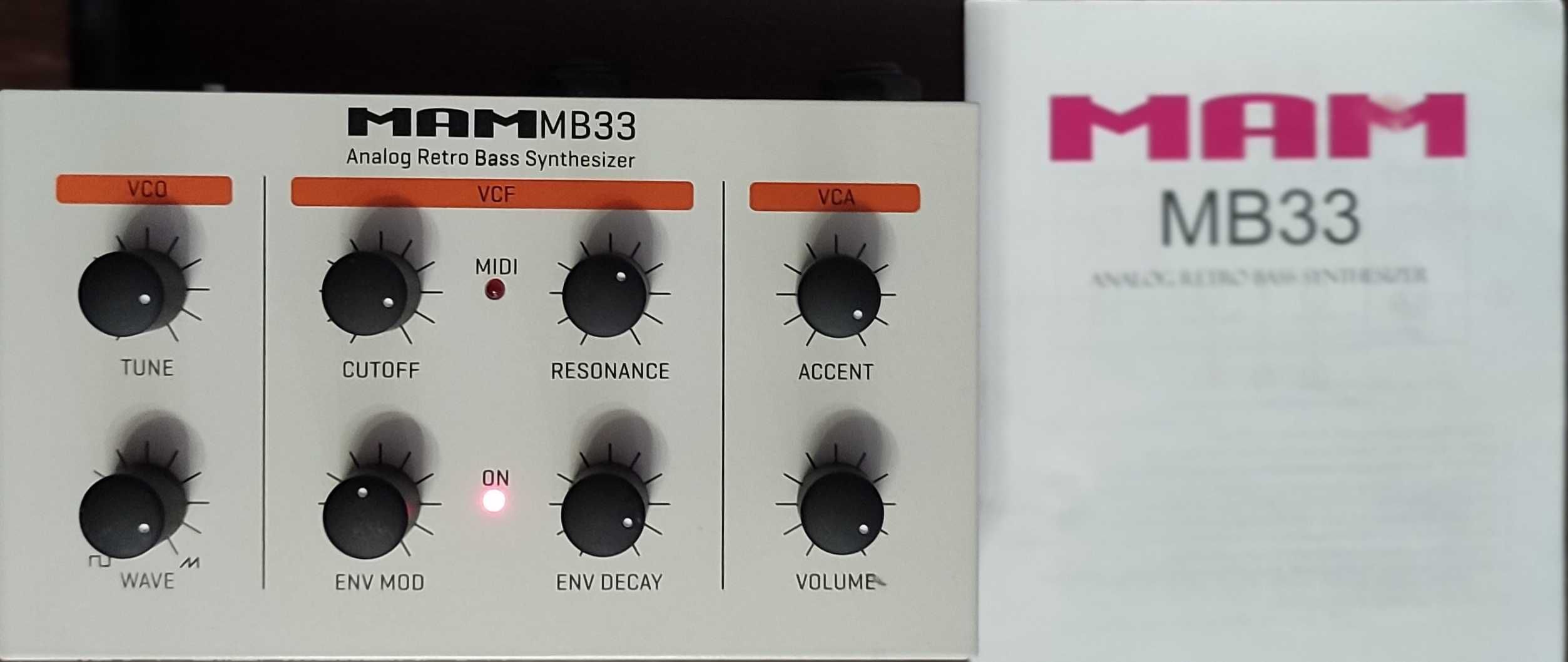 Продам синтезатор Mam mb 33