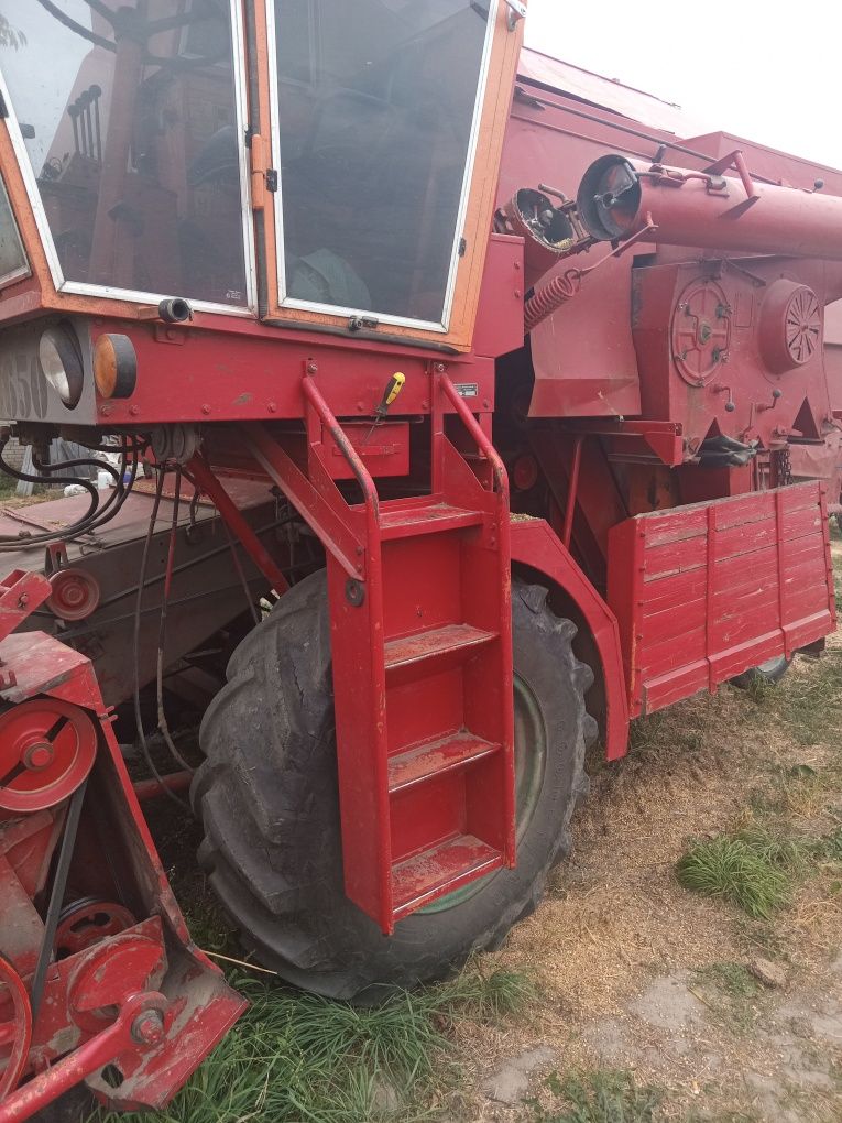 Продам комбаїн дронігборг 1650