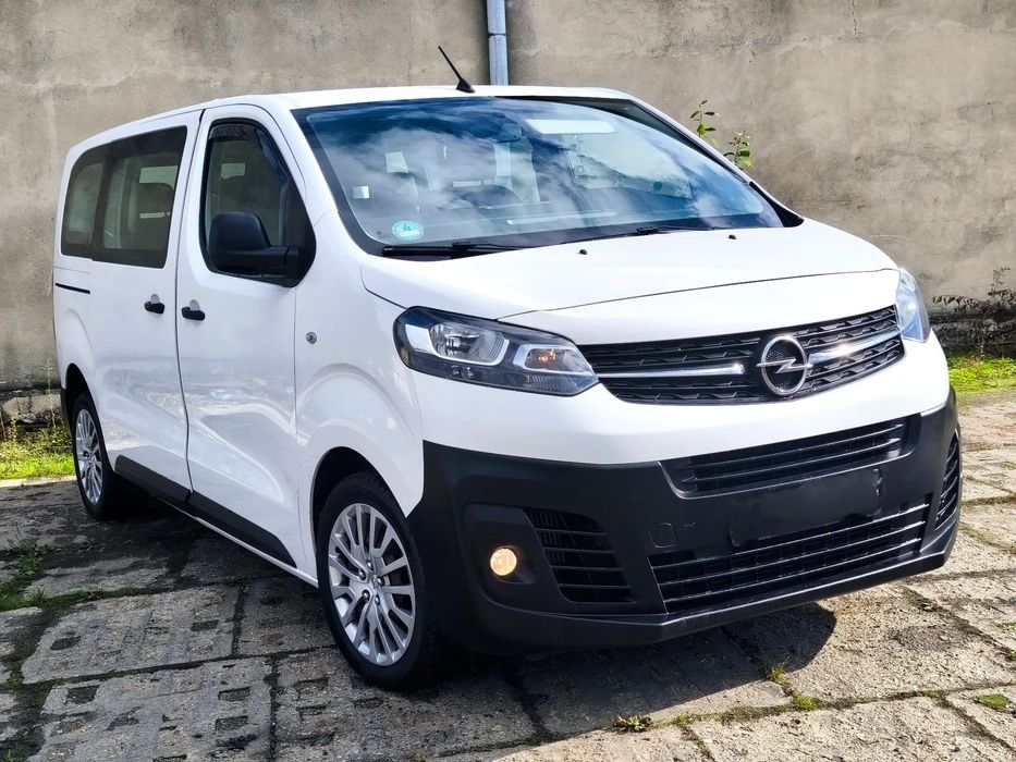 Opel Vivaro 2.0 150KM Vivaro Enjoy 9osobowy Webasto Serwis Piękny