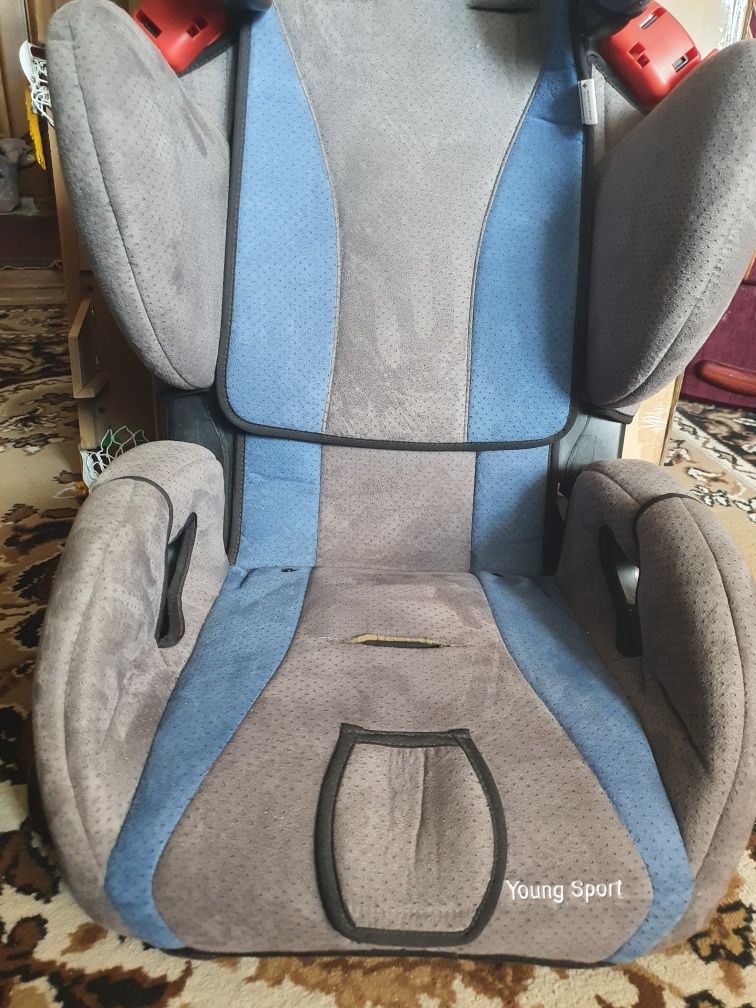 Автокресло Recaro Young Sport