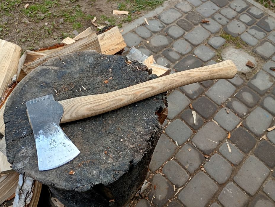 Szwedzka siekiera Hults Bruk po regeneracji