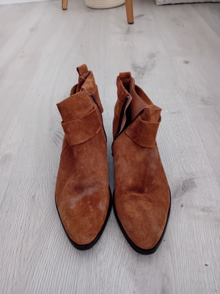 Botas 37 em pele
