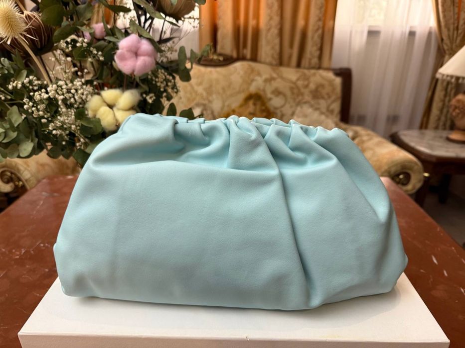 Клатч Bottega Veneta