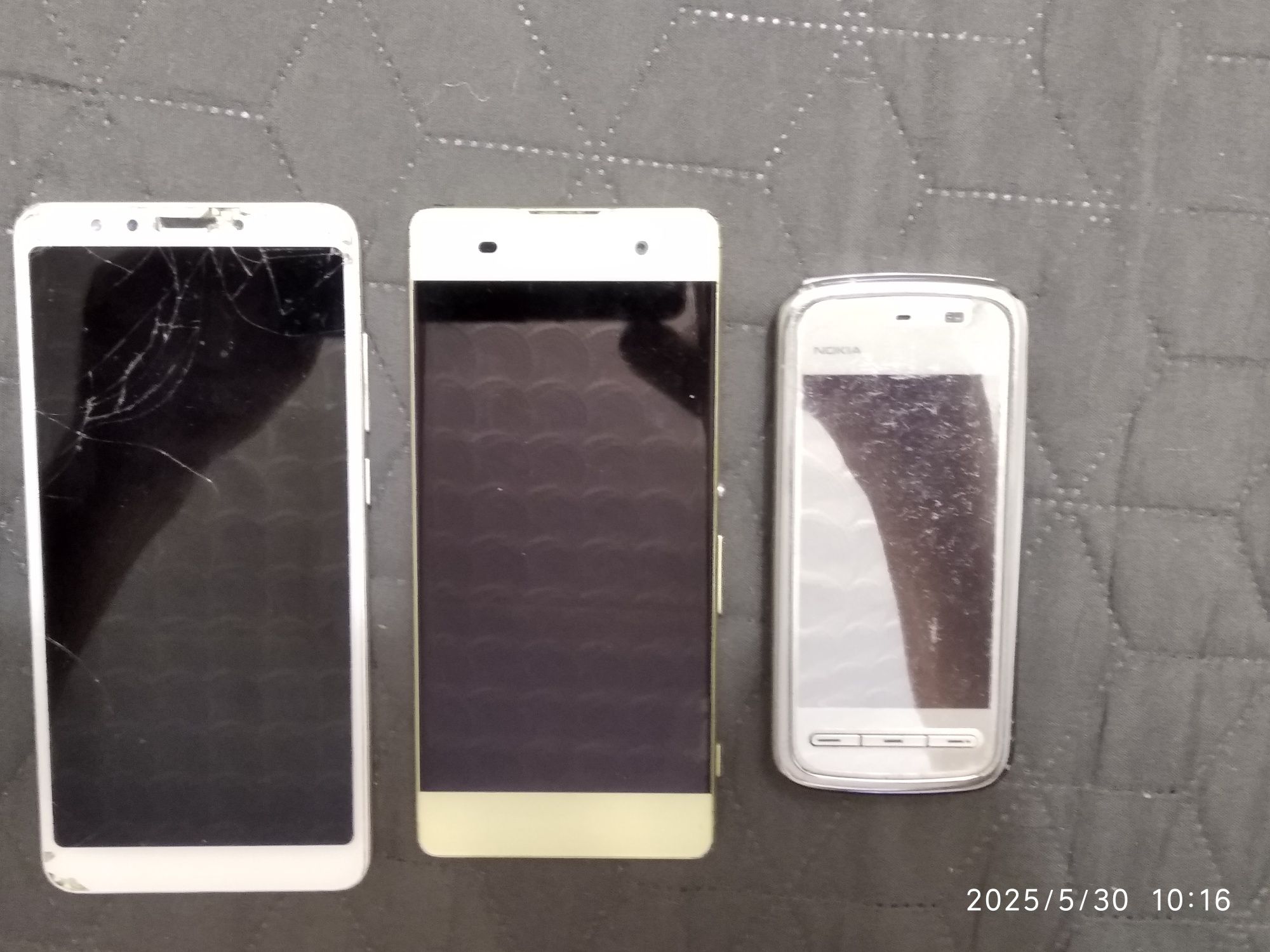 Телефон Nokia, стан невідомо.