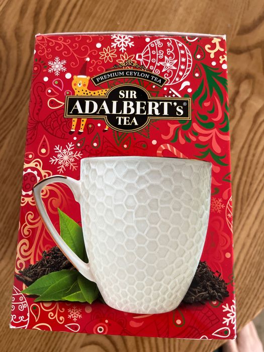 Świąteczny zestaw kubek z herbatą nowy