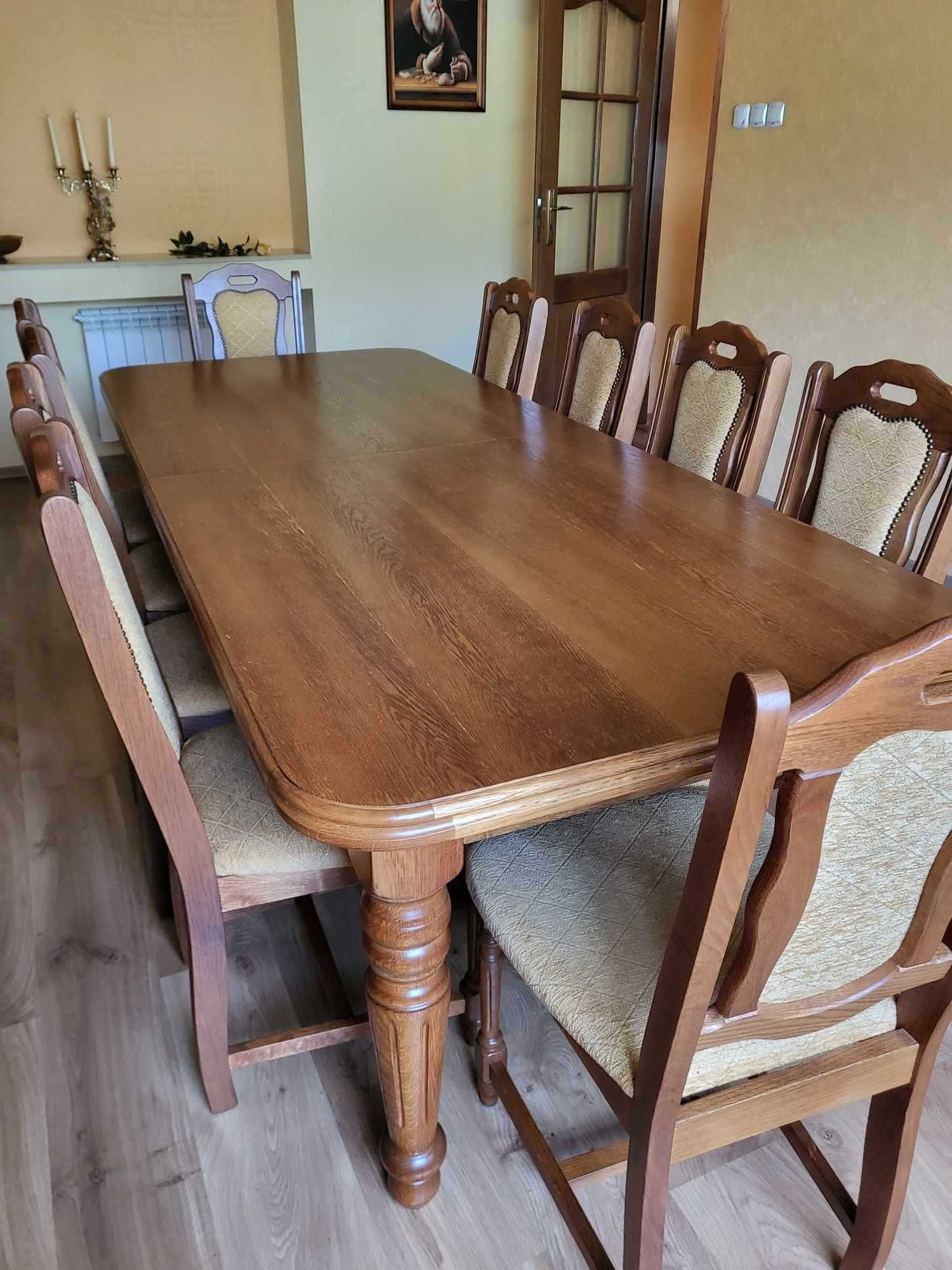 Stół dębowy z 12 krzesłami - komplet