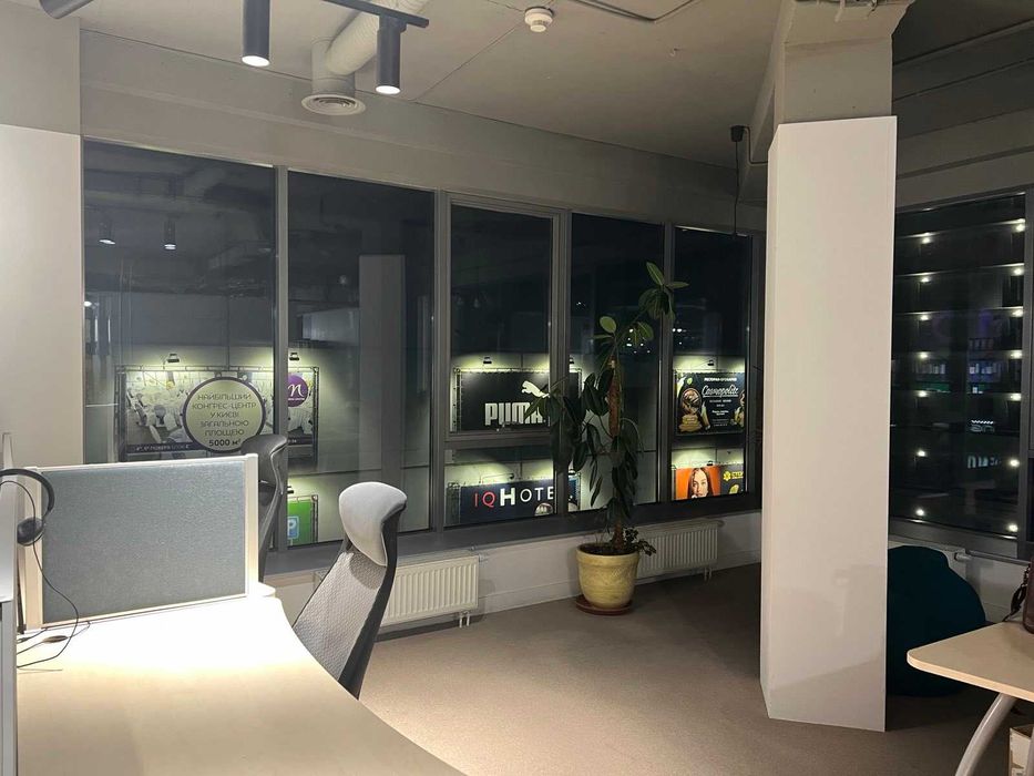 Здам офіс в ТРЦ, площа 240 м2, в стилі Лофт, метро Шулявська