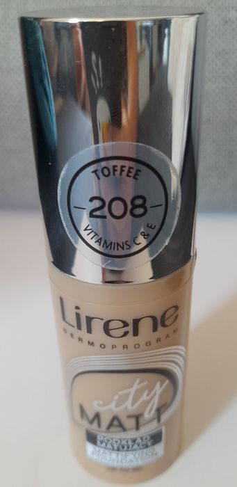 Lirene 208 Mattpodkład matujący we fluidzie o działaniu wygładzający