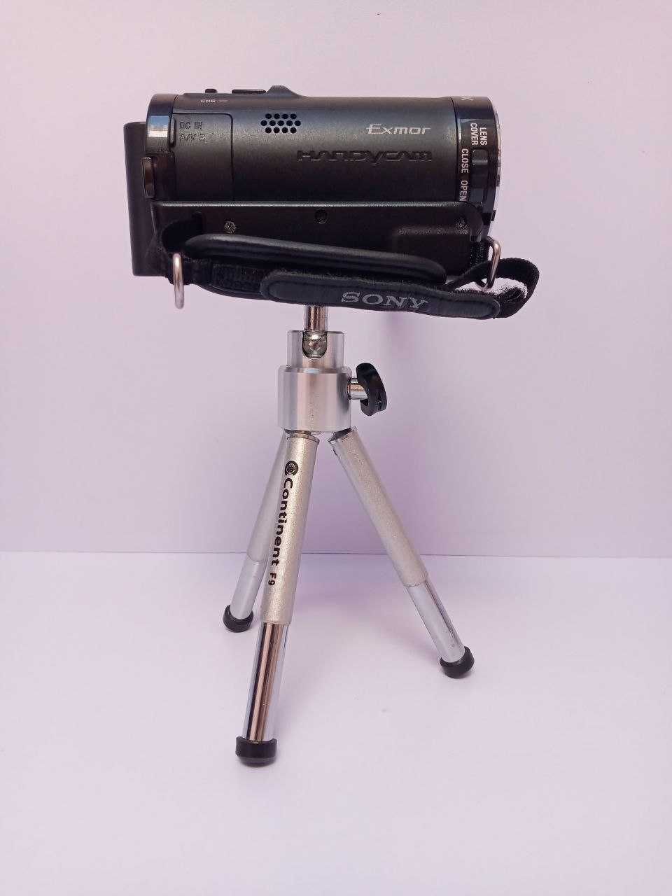 Камера Sony HDR-CX100