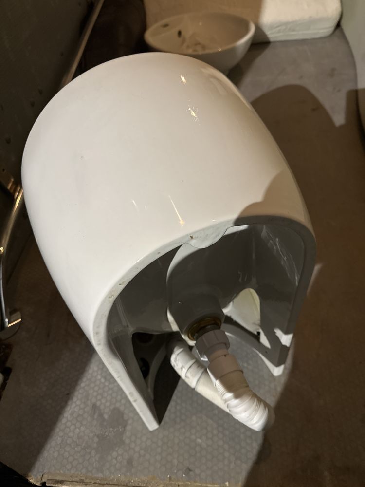 Transport wniesienie Trójmiasto okolice szafka umywalka bidet komplet