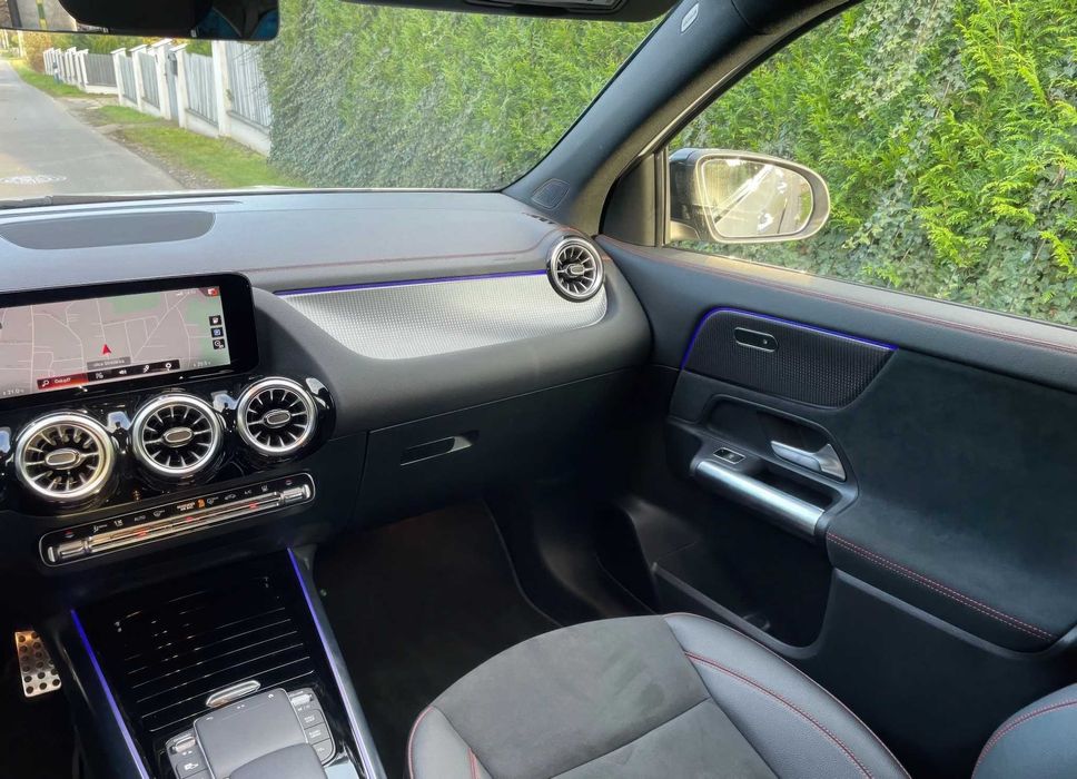 2021 Mercedes-Benz EQA 350 66.5kWh 4-Matic AMG Line