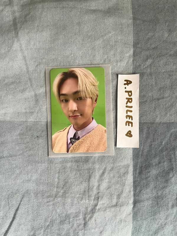 SHINee Onew SMCU Palace 2022
