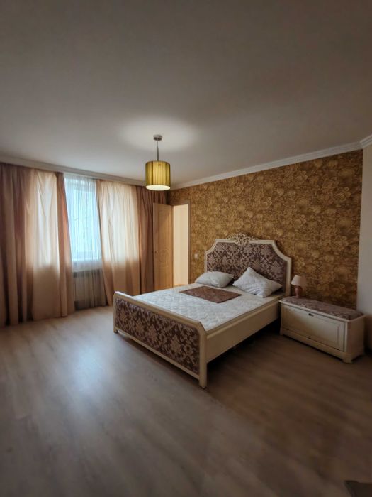 Продам евродвушку 60м2 Центр, ЖК Залесская 5