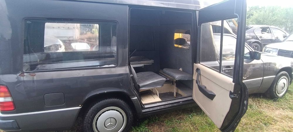 Mercedes-Benz W124 2.3 бензин