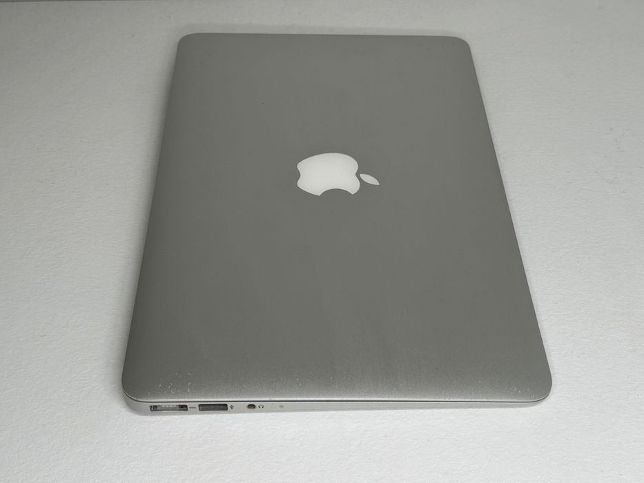MacBook Air 11 (A1465) - 2012 - i5/8GB/256GB - faktura VAT 23%