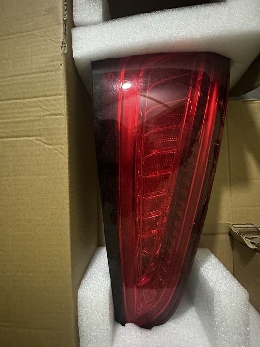 Задні фари audi q5 8r