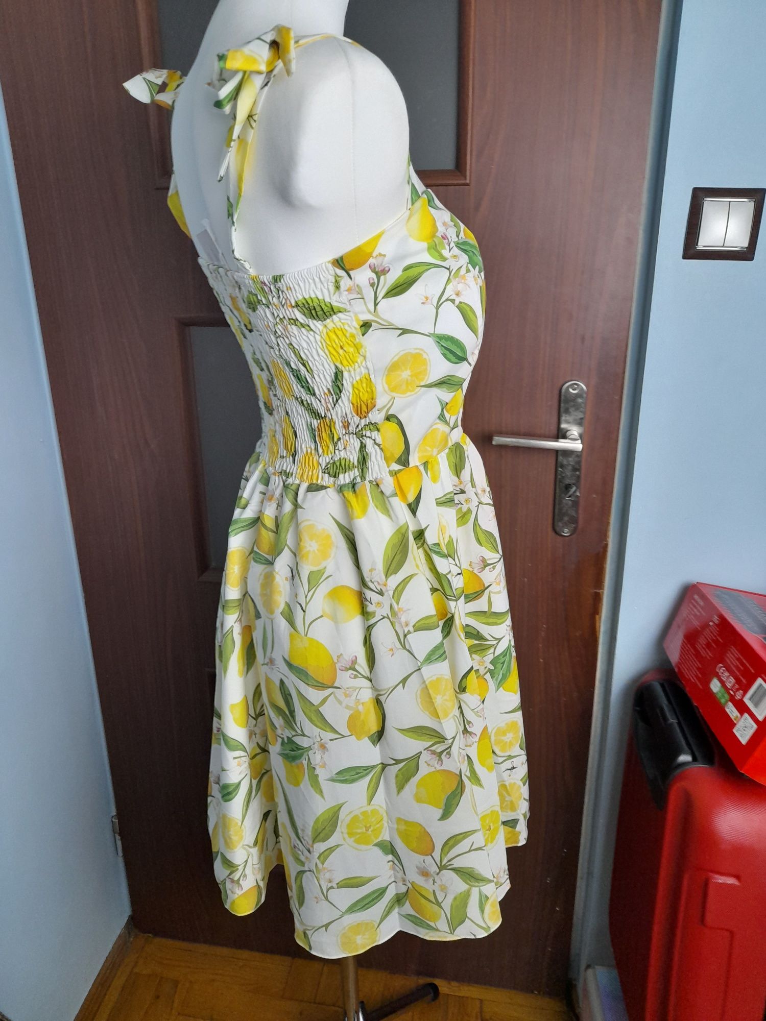 Nowa z metką biała sukienka w viralowy print cytryn New Collection uni