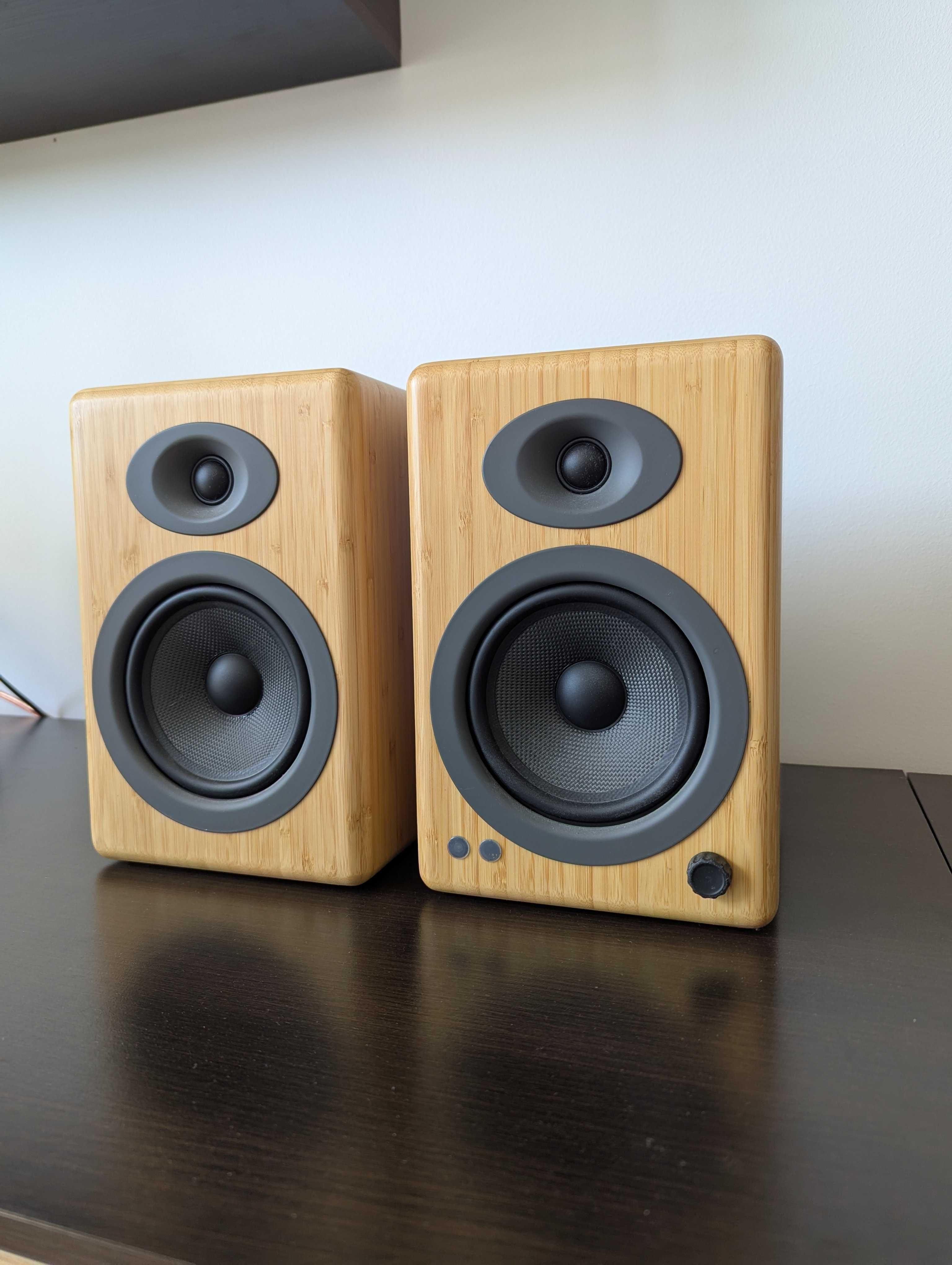 AudioEngine A5+ wireless (bluetooth) Bamboo