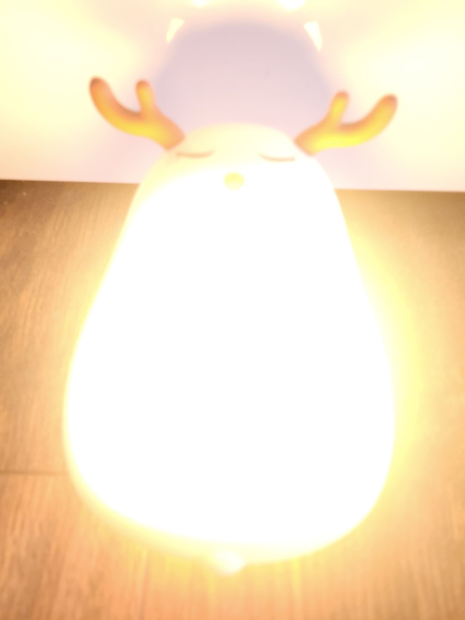 Lampka nocna różowa dla dzieci usb