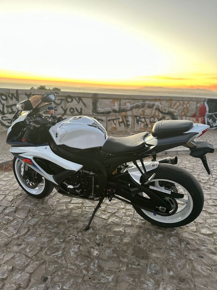 Suzuki Gsxr 600 K9