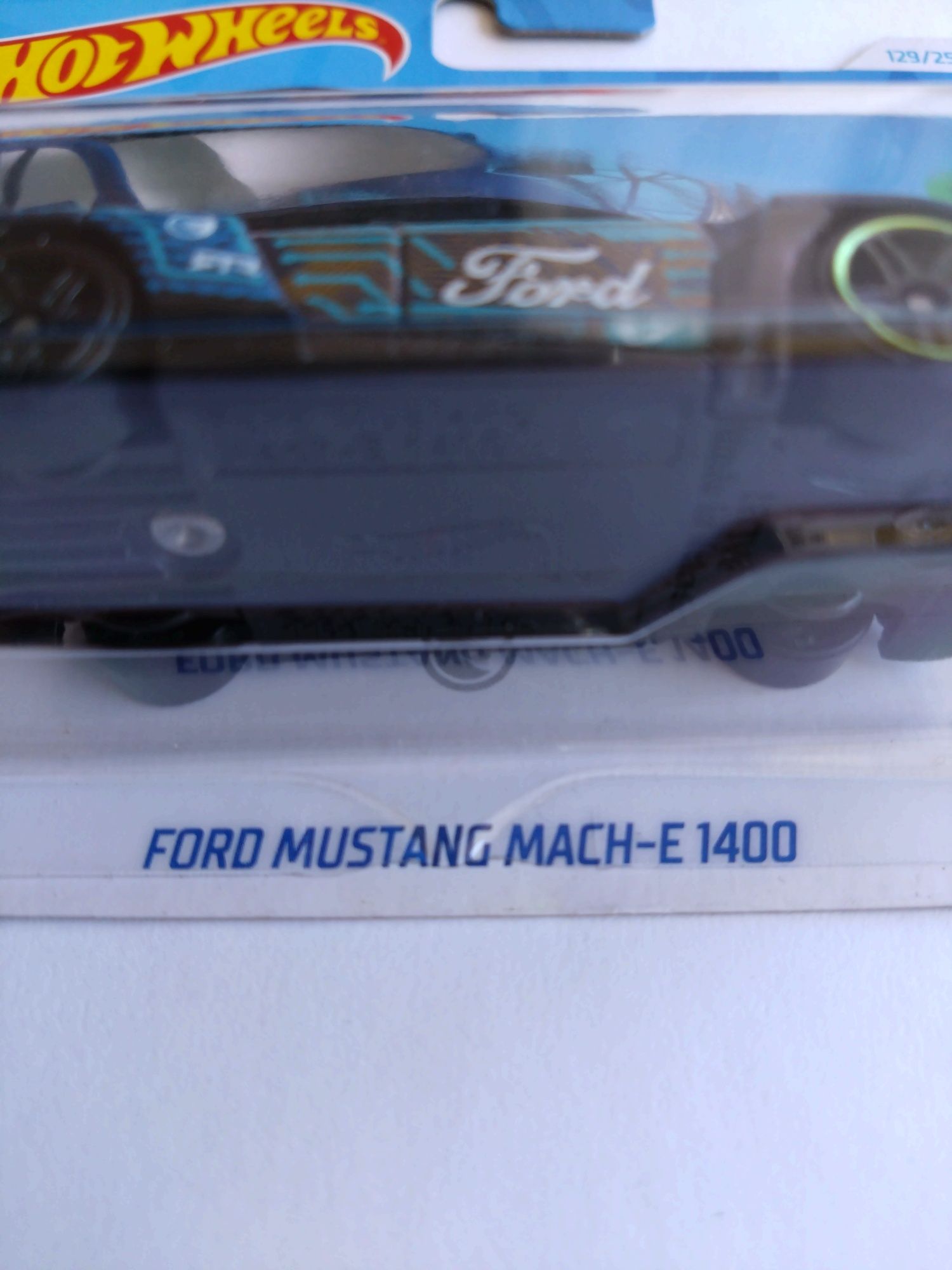 Hot Wheels FORD Mustang MACH-E 1400 - Treasure Hunt 2024.