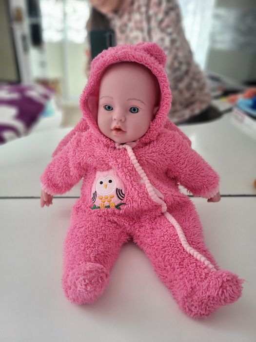 Пупс лялька говорить