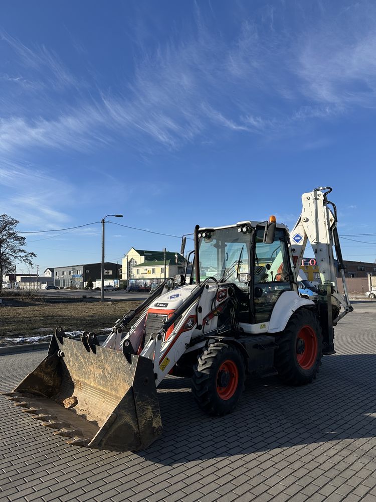 Ескаватор-навантажувач BOBCAT B730R