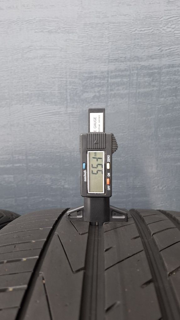 Hankook 255/40 R20 Ventus 5.5 mm