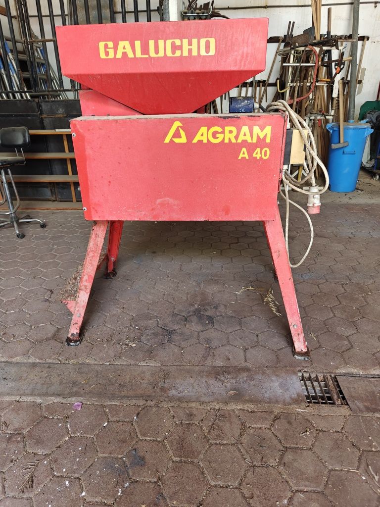 Moinho agrícola Galucho Agram A40
