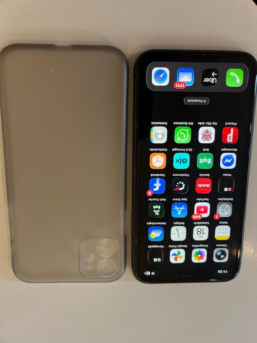 iPhone 11 64gb óptimo estado livre tds redes ( ler anúncio todo )
