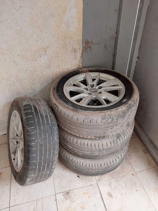 Vendo jogo 4 jantes 16 originais AUDI A4 2018