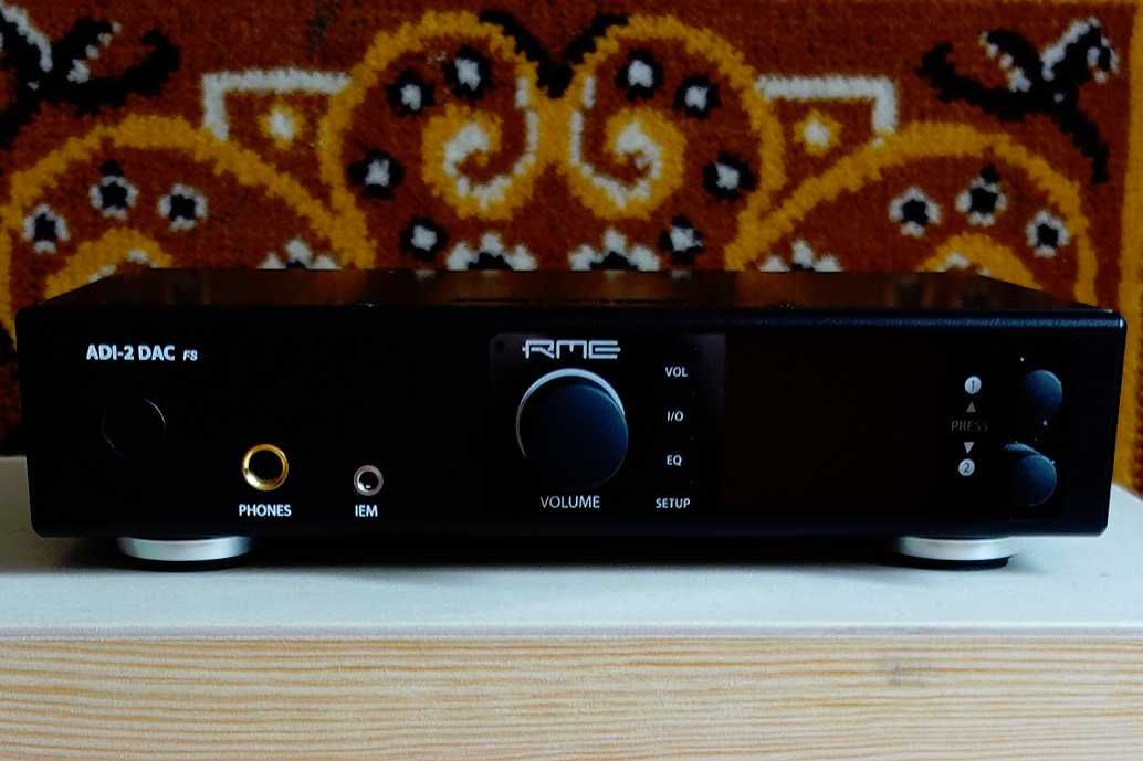 RME ADI-2 DAC FS - Wysokiej klasy DAC i wzmacniacz słuchawkowy.