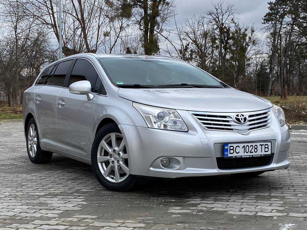 Toyota Avensis 2010