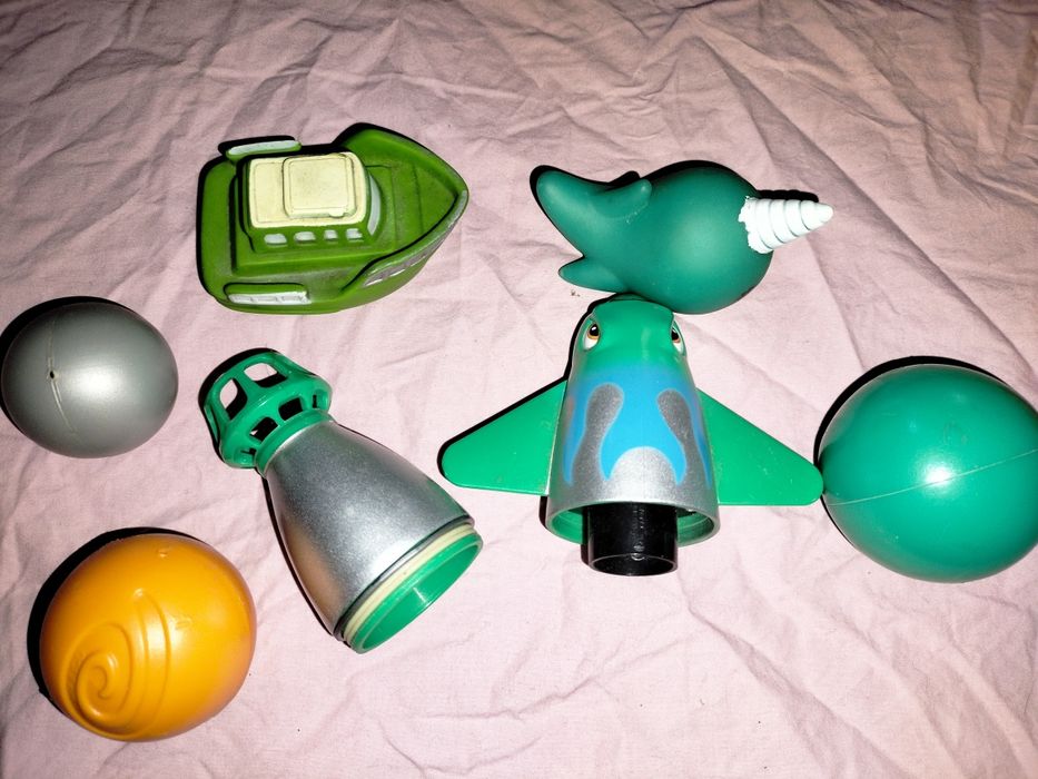 Акуло-ракета для ванної