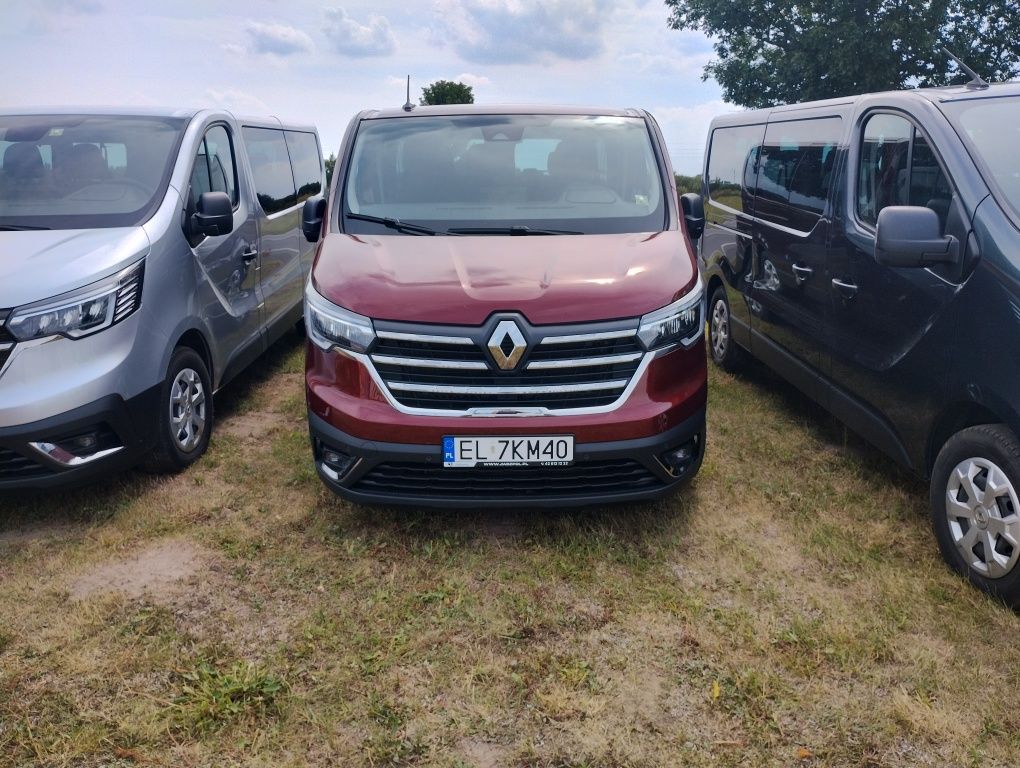 Wynajem busa 9 osobowy 9 osobowe Renault Trafic 9 osób WYPOŻYCZALNIA