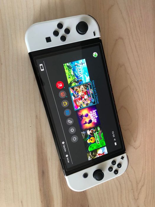 Nintendo Switch Oled - imaculada, pouco uso