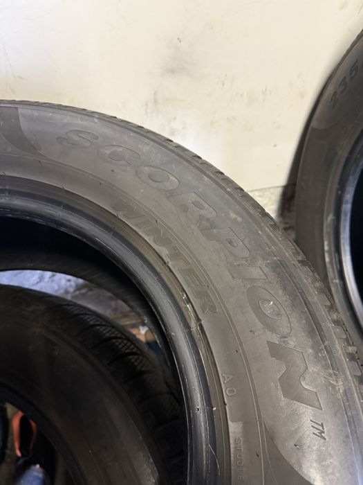 Zimowe opony Pirelli 235/65r17 2021r komplet