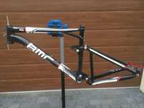 Rama BMC Fourstroke FS02 2012 karbonowa (full)