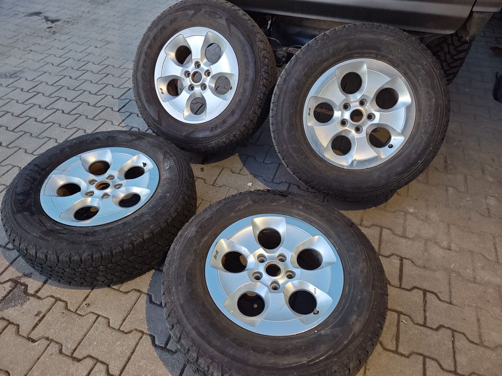 Jeep koła R 18 rozstaw śrub 5x127