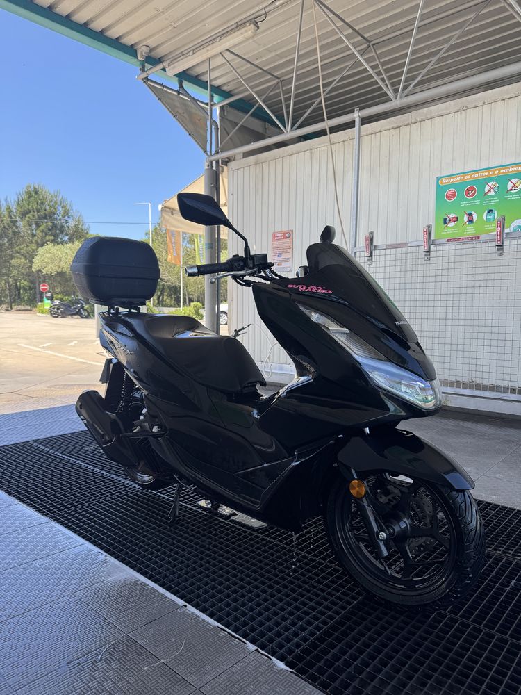 Pcx 2024        .