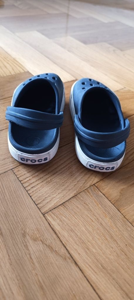 Crocs rozmiar 25