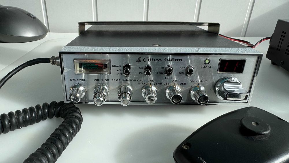 Rádio CB Cobra 148 GTL + Medidor de Estacionárias + Fonte estabilizada