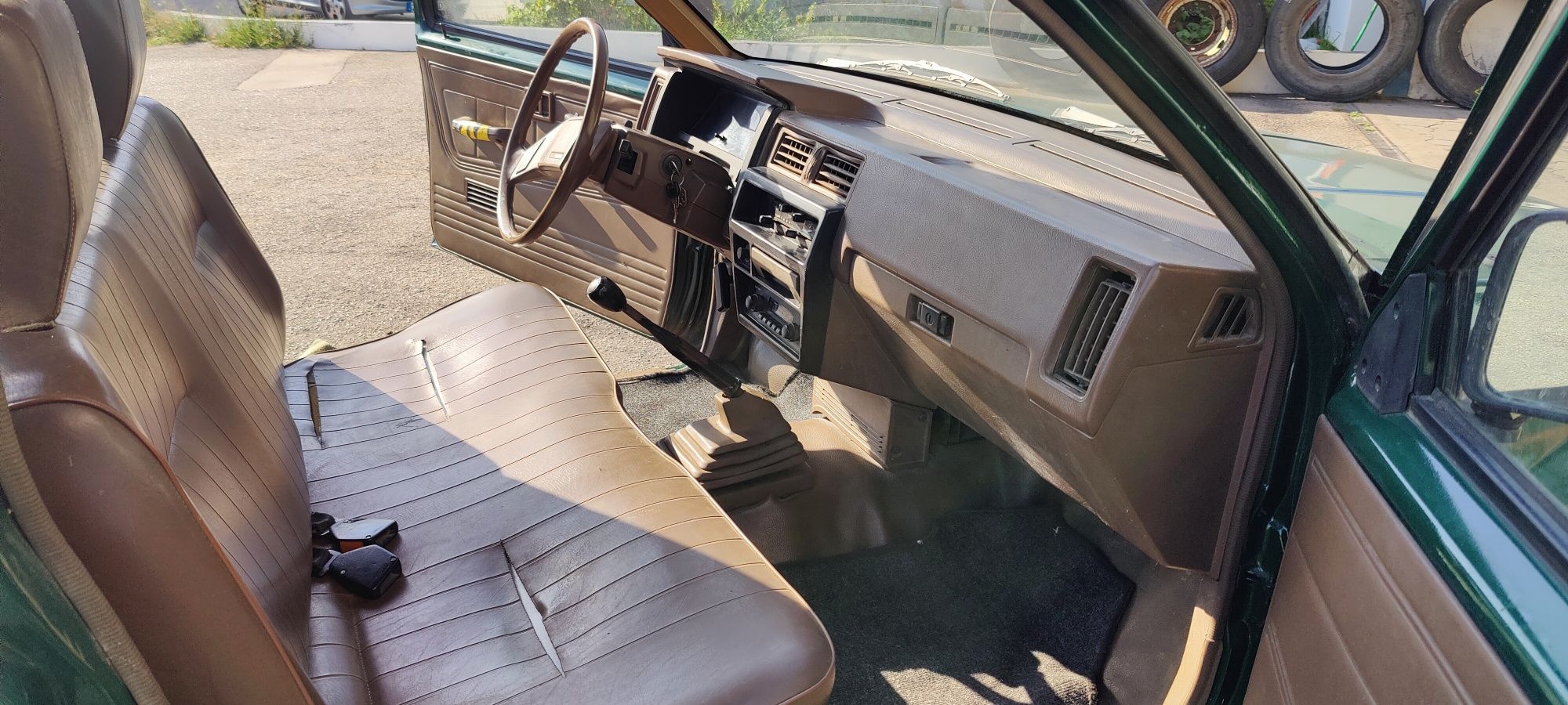 Nissan d21 2.3 1 dono